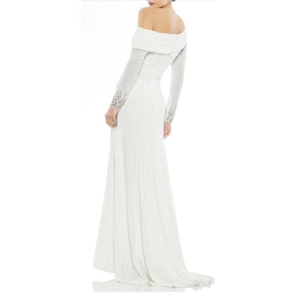 Mac Duggal BEADED CUFF DROP SHOULDER GOWN Size 6 - Picture 4 of 12